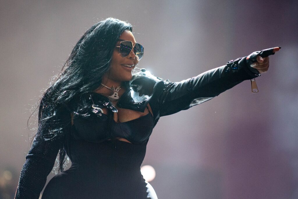 Lil’ Kim On Sales of Her Forthcoming Memoir: “We Be Surpassing the Bible”