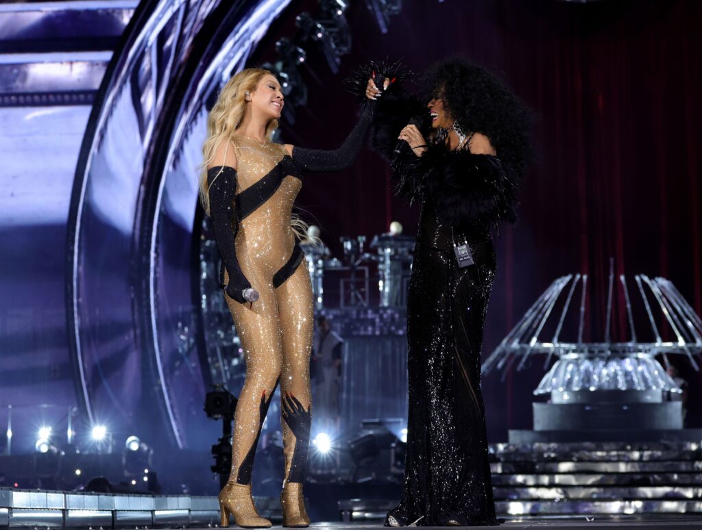 Diana Ross Gives Surprise Performance for Beyoncé’s Birthday