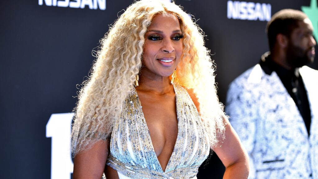 Go, Mary! The Queen of Hip-Hop Soul Turns 50 Today—and It’s Truly a Family Affair